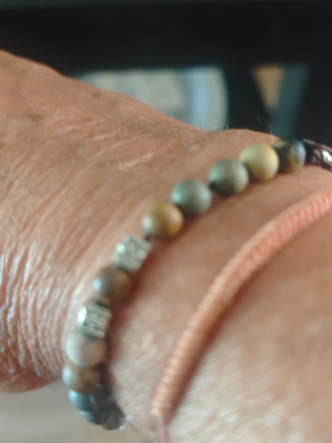 Customer photo review of Bracelet "Stabilité Intérieure" en Jaspe