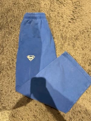 Customer photo review of 2032 - Superman Sweats