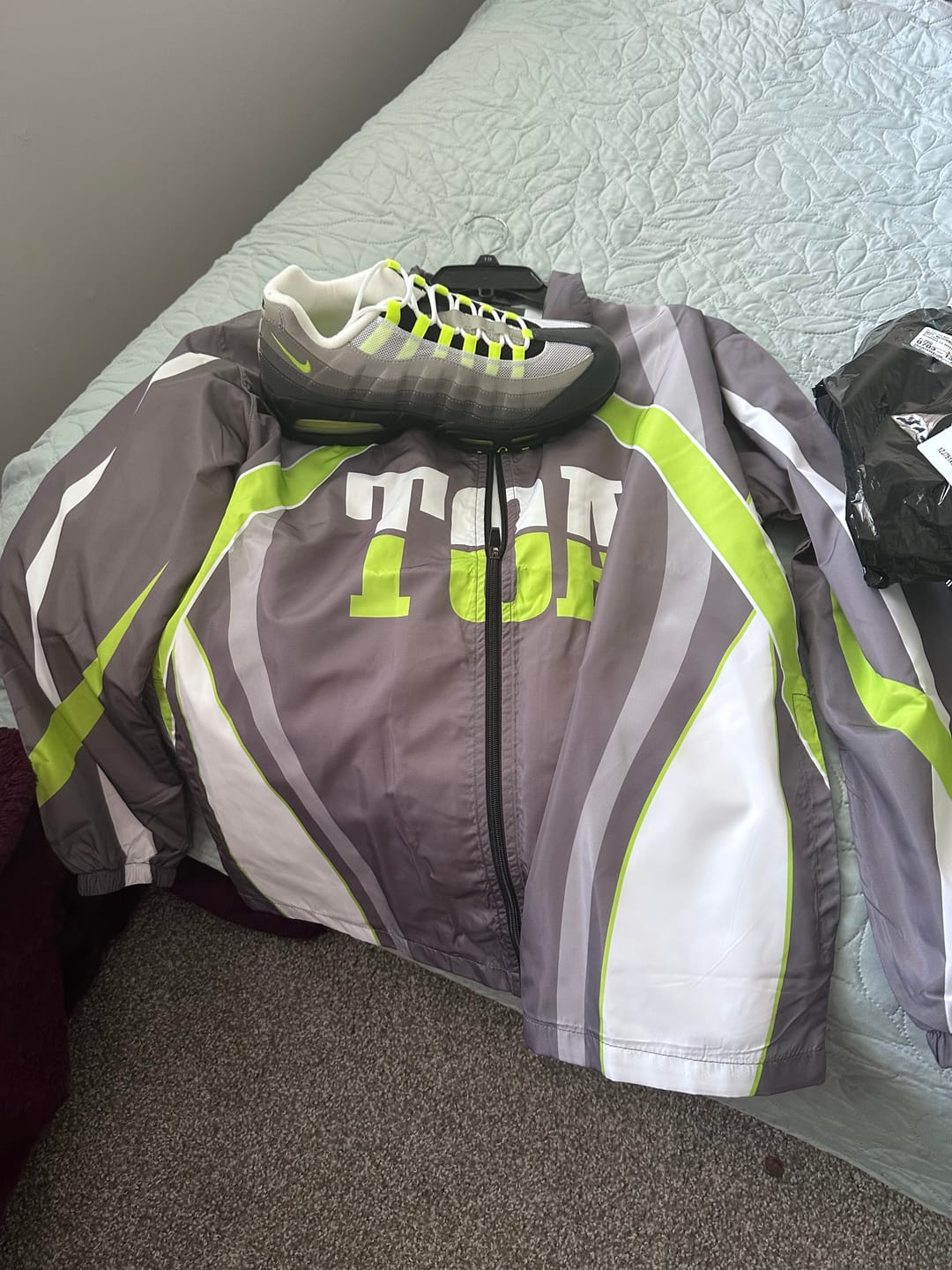 Customer photo review of TOA Classic Short - Gray