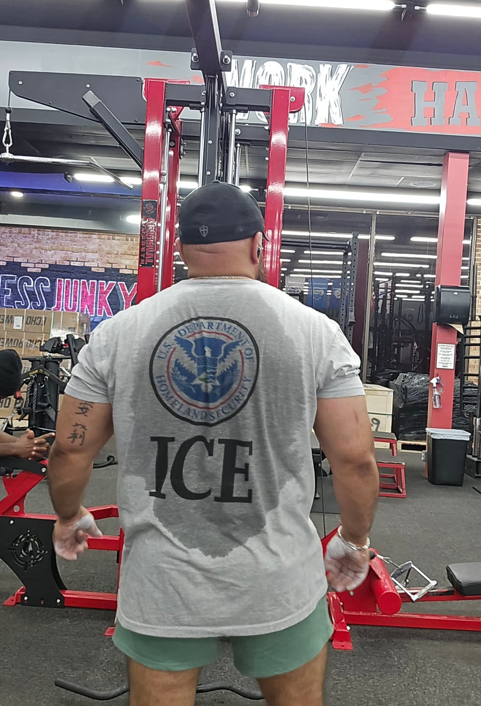 Customer photo review of ICE Homeland Security