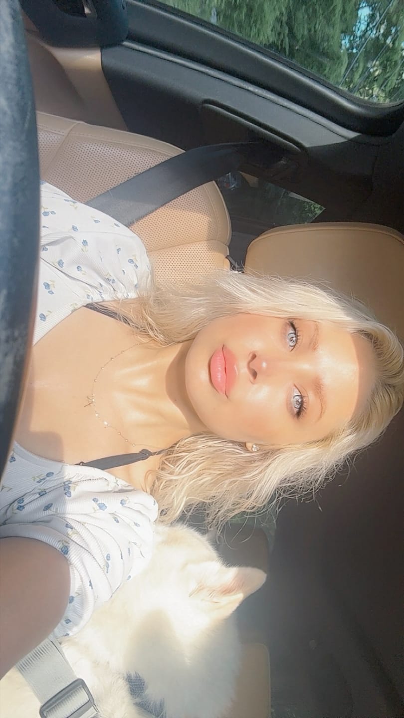 Customer photo review of Aine Swan Lake Blue Prescription Colored Contact Lenses