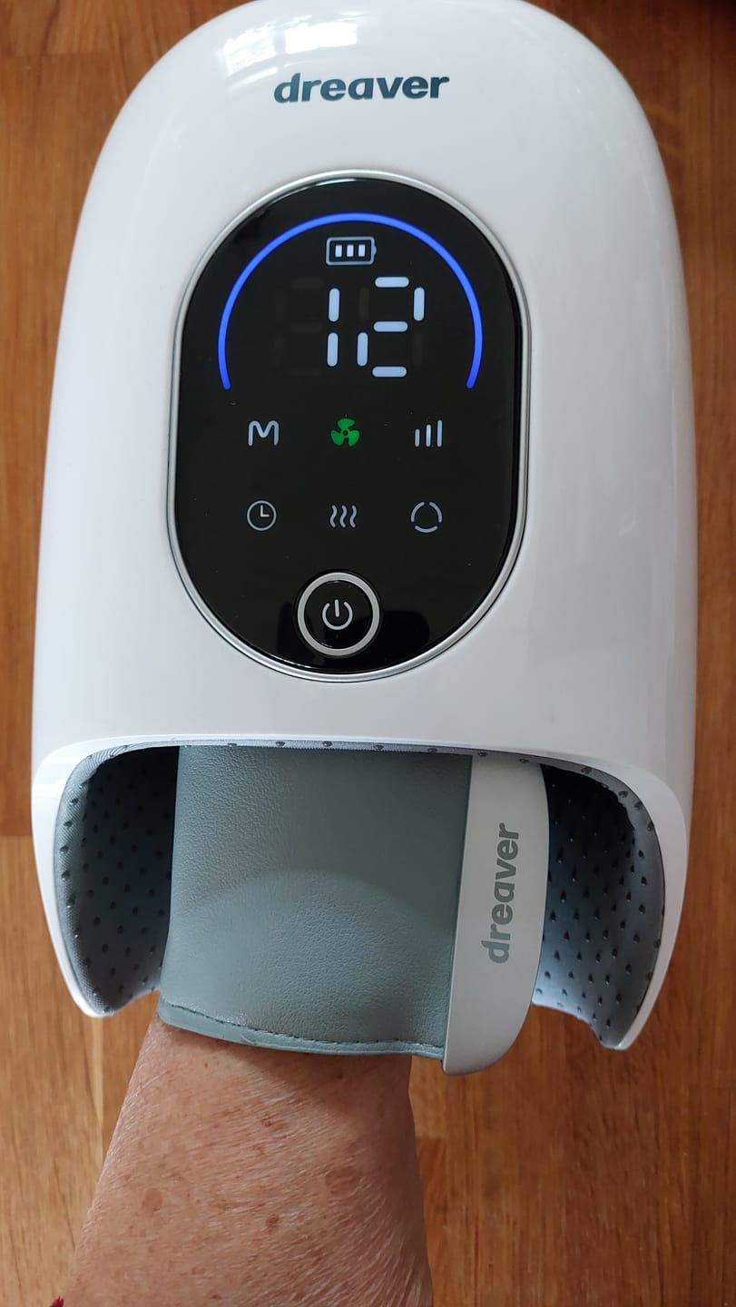 Customer photo review of Dreaver Hand Massager Pro