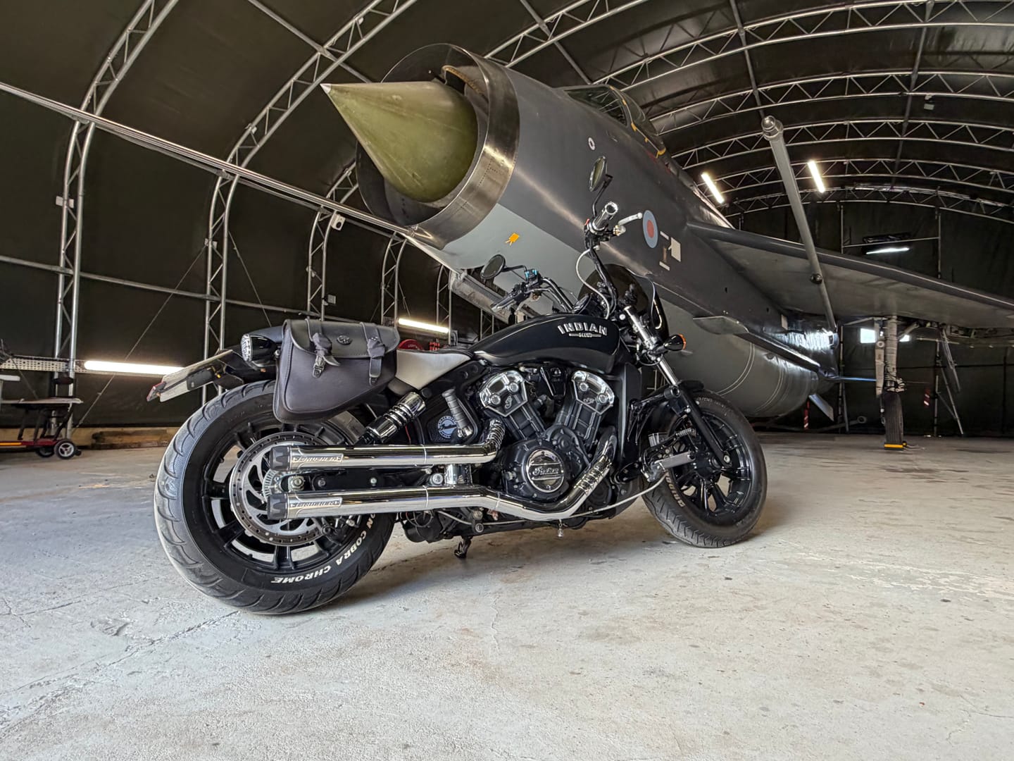 Customer photo review of 8L - Pony Indian Scout Bobber Leather Saddlebags