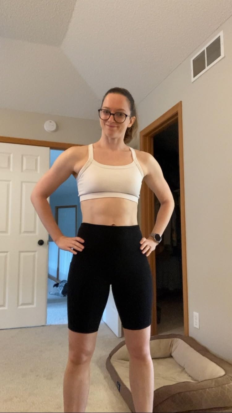 Customer photo review of Silix "No-Squeeze" Jelly-Grip 5" Sculpting Shorts (Tummy Smoothing & Anti-Chafe)