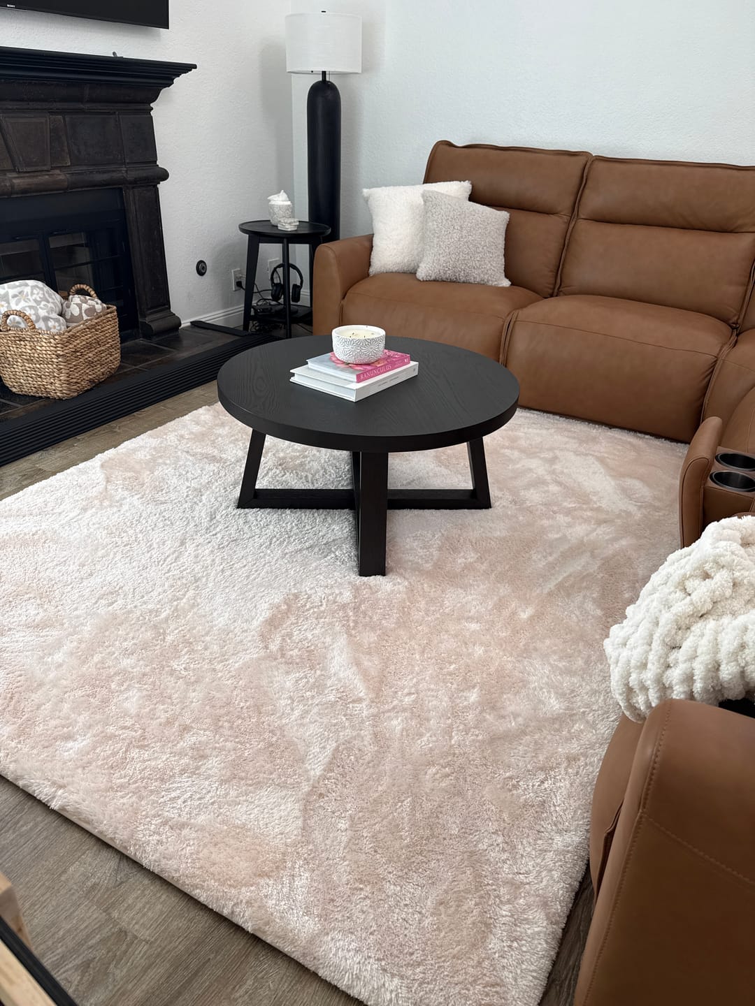 Customer photo review of Deluxe Shaggy Relax Mat - 1.4" Thick Foam Base