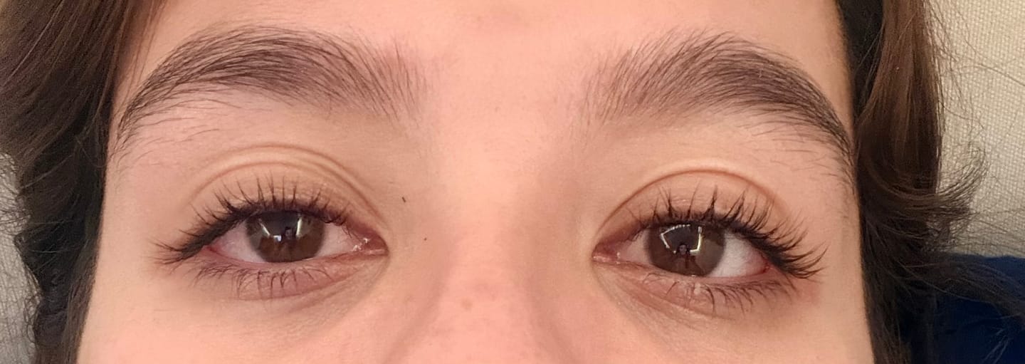 Customer photo review of Suero para pestañas y cejas