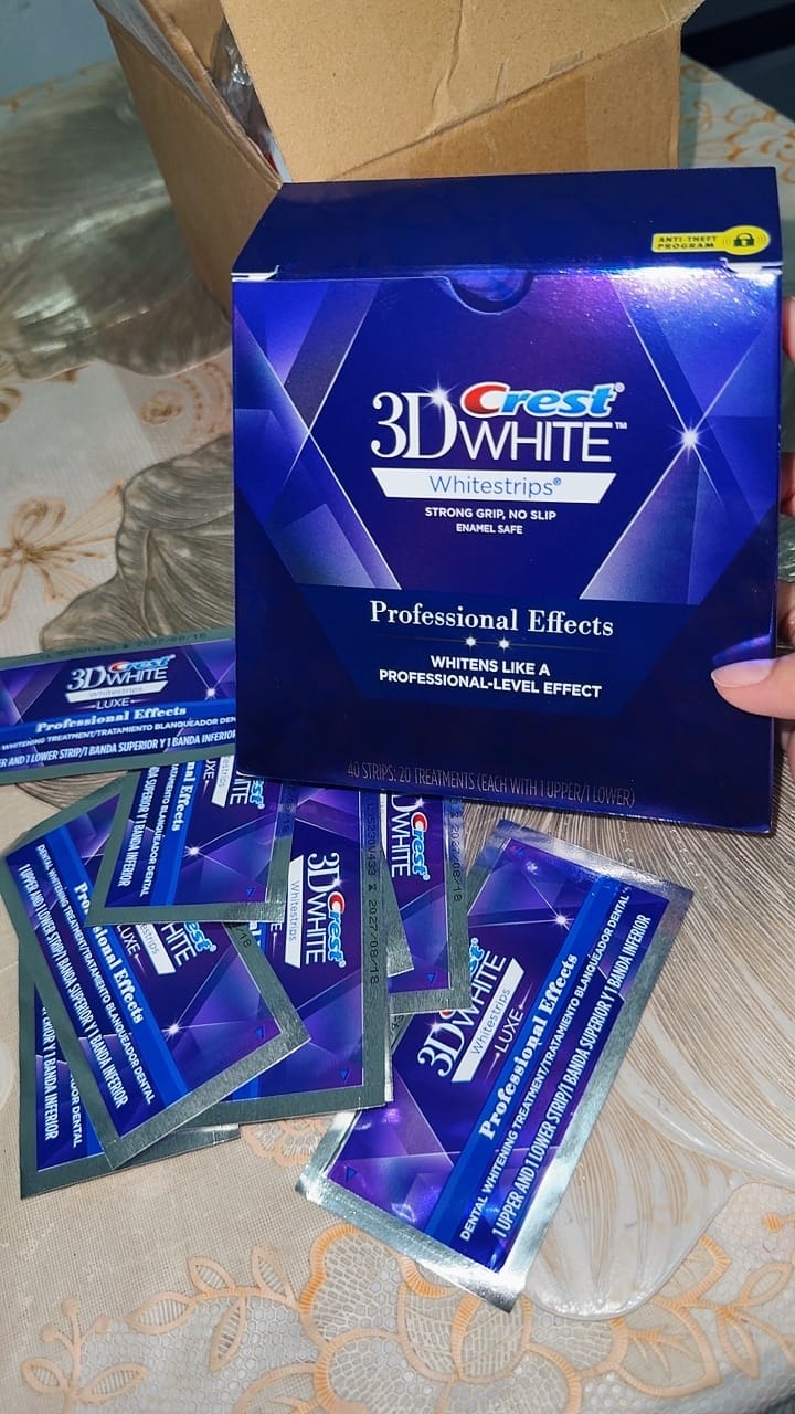 Customer photo review of Crest 3D White Strip Pro. 40pcs