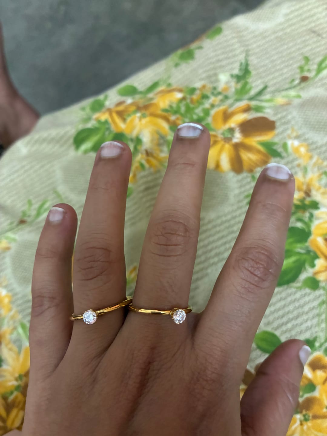 Customer photo review of Mini Solitaire Ring