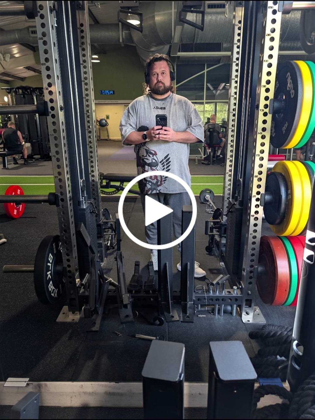 Customer video review of HUMANITY’S BLADE WHITE OVERSIZE VINTAGE TEE