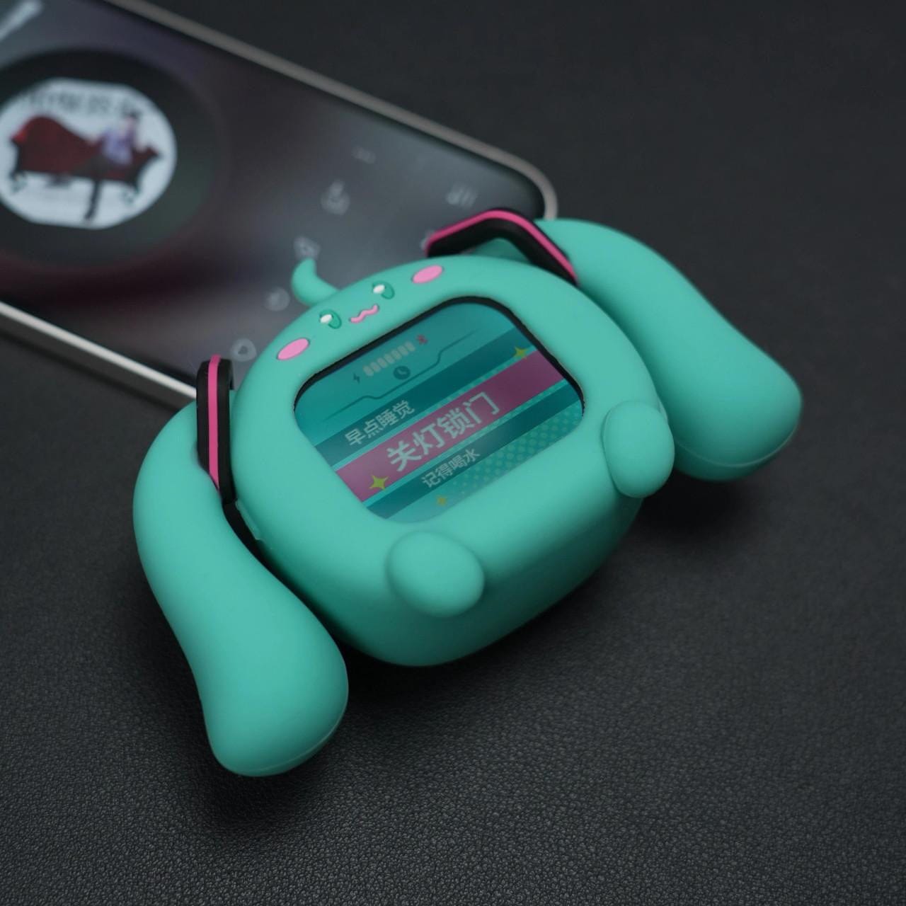 Customer photo review of Officially Licensed Hatsune Miku Wireless Earphones with Smart Display Desktop Stand