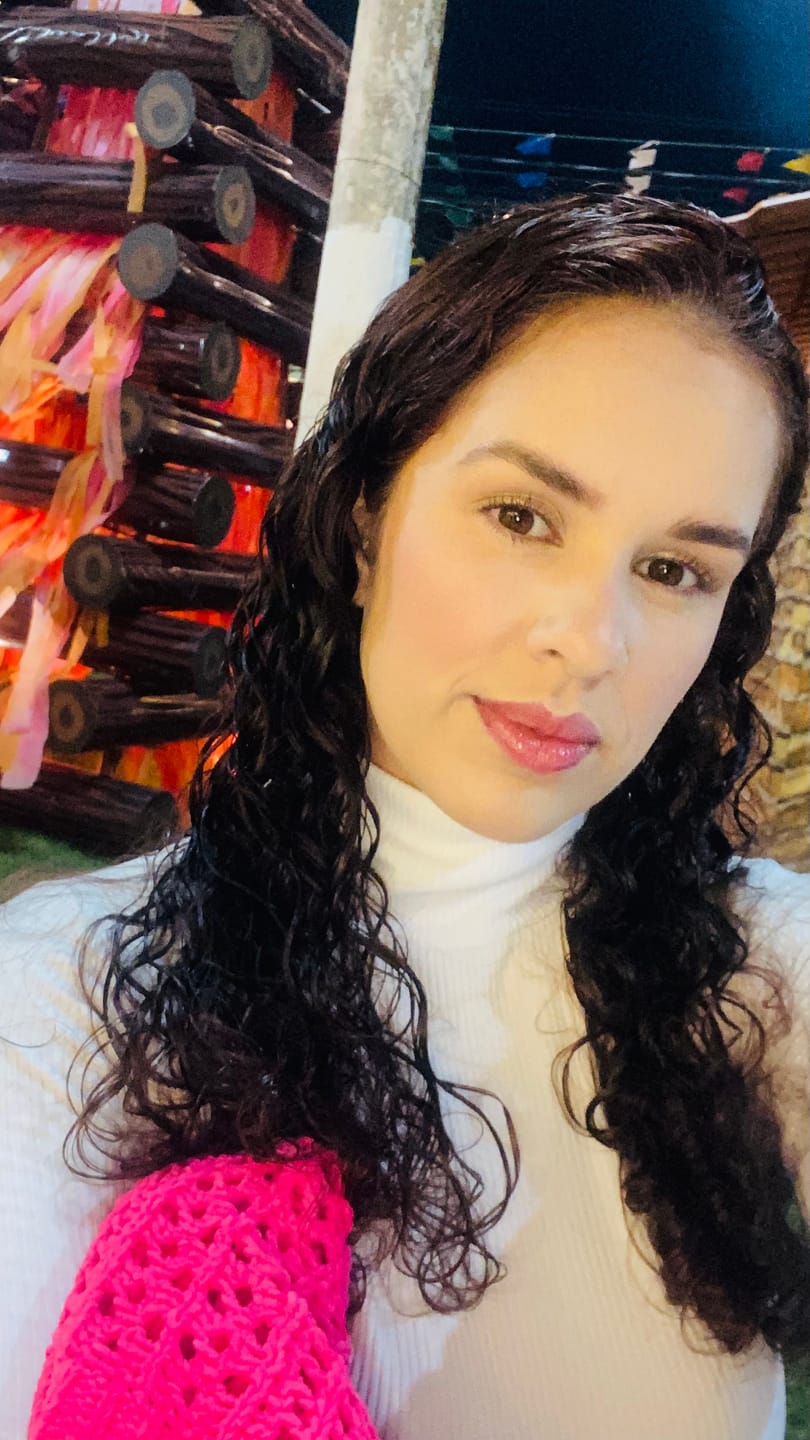 Customer photo review of Lapiseira Para Olhos Marrom – Cat Lovers – Vizzela