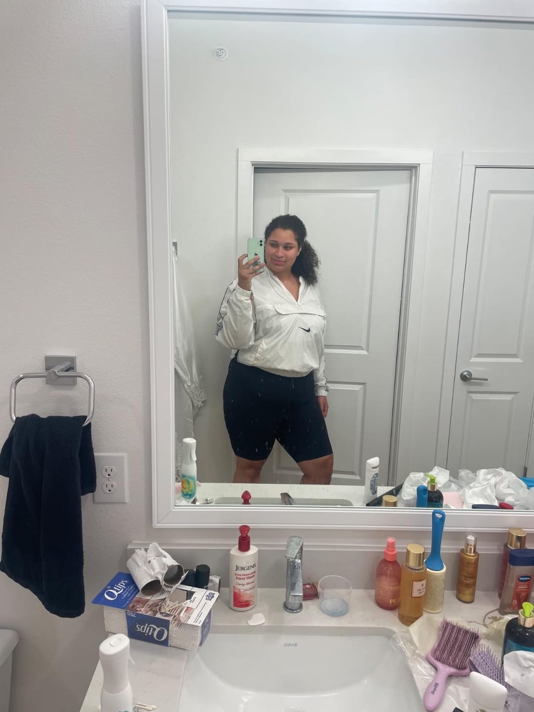 Customer photo review of Silix "No-Squeeze" Jelly-Grip 5" Sculpting Shorts (Tummy Smoothing & Anti-Chafe)