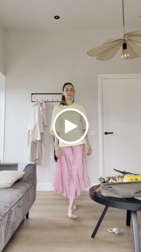 Customer video review of Satinrock Leo Isabella