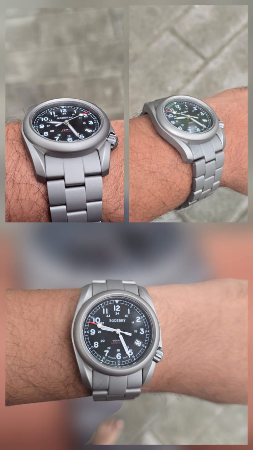 Customer photo review of VOYAGER - 100M Waterproof Titanium Automatic Field Watch | Black-bracelet