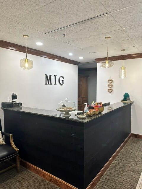 Customer photo review of Transitional Modern Glass Pendant Light