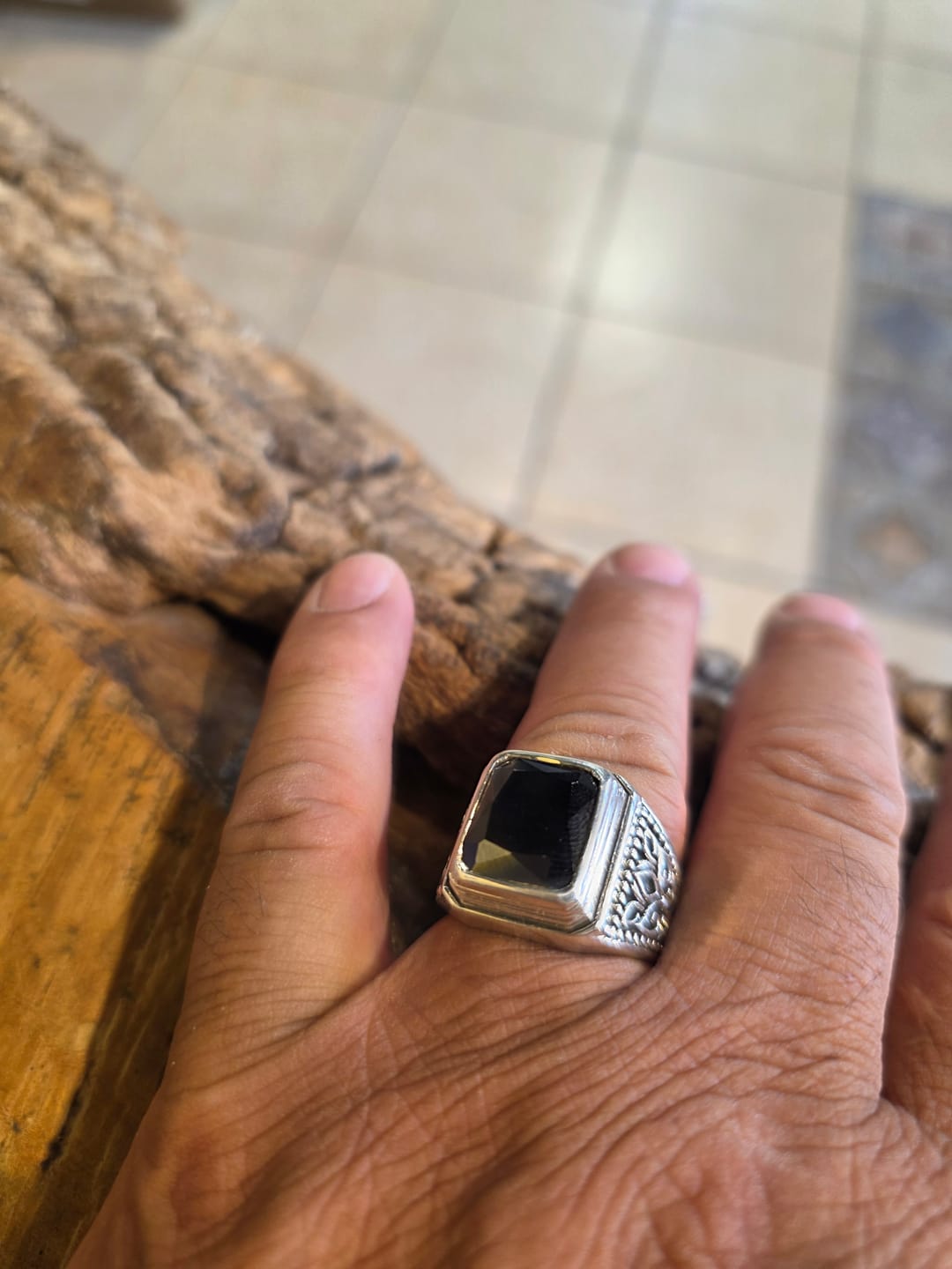 Customer photo review of טבעת אוניקס - Onyx Signet