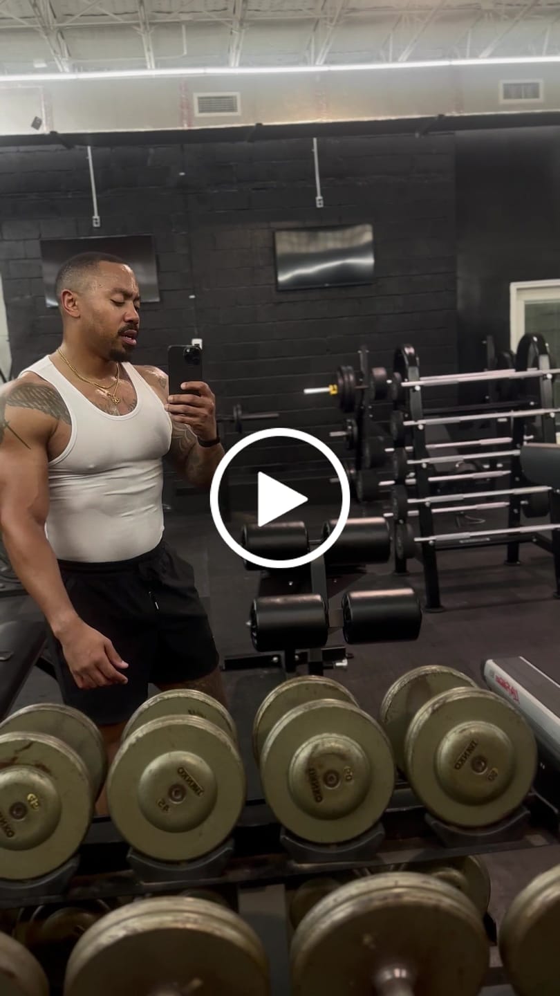 Customer video review of Premium Ultra-Soft Cotton Fitted Tank 3 Pack