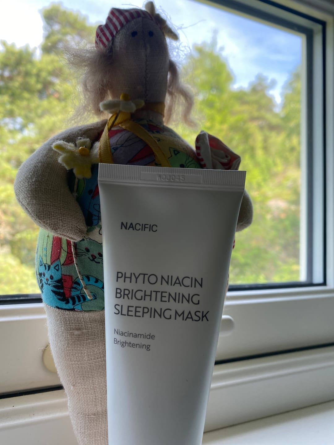 Customer photo review of NACIFIC Phyto Niacin Brightening Sleeping Mask (100ml) - Nattmaske for en jevn og klarere hudtone
