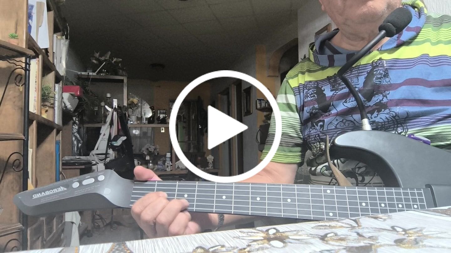 Customer video review of Cyber-G Guitar String Model