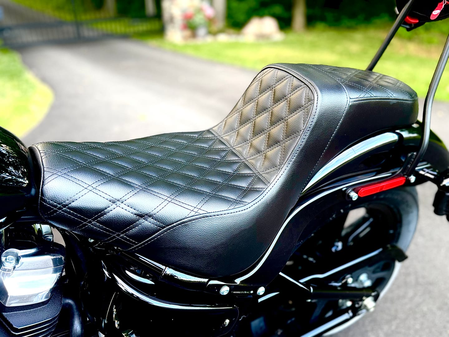 Customer photo review of Iron Born Diamond Stitch 2-Up Seat for Harley Softail Street Bob FXBB/S