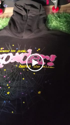 Customer video review of Sp5der P*nk Hoodie V2 Black