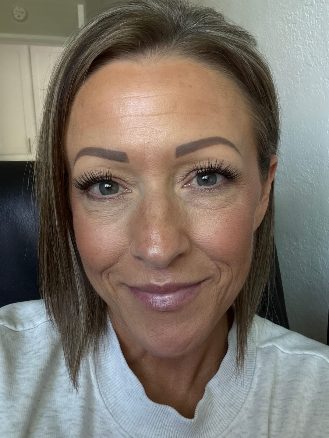 Customer photo review of Fluffy® Lite Gossamer® Lash