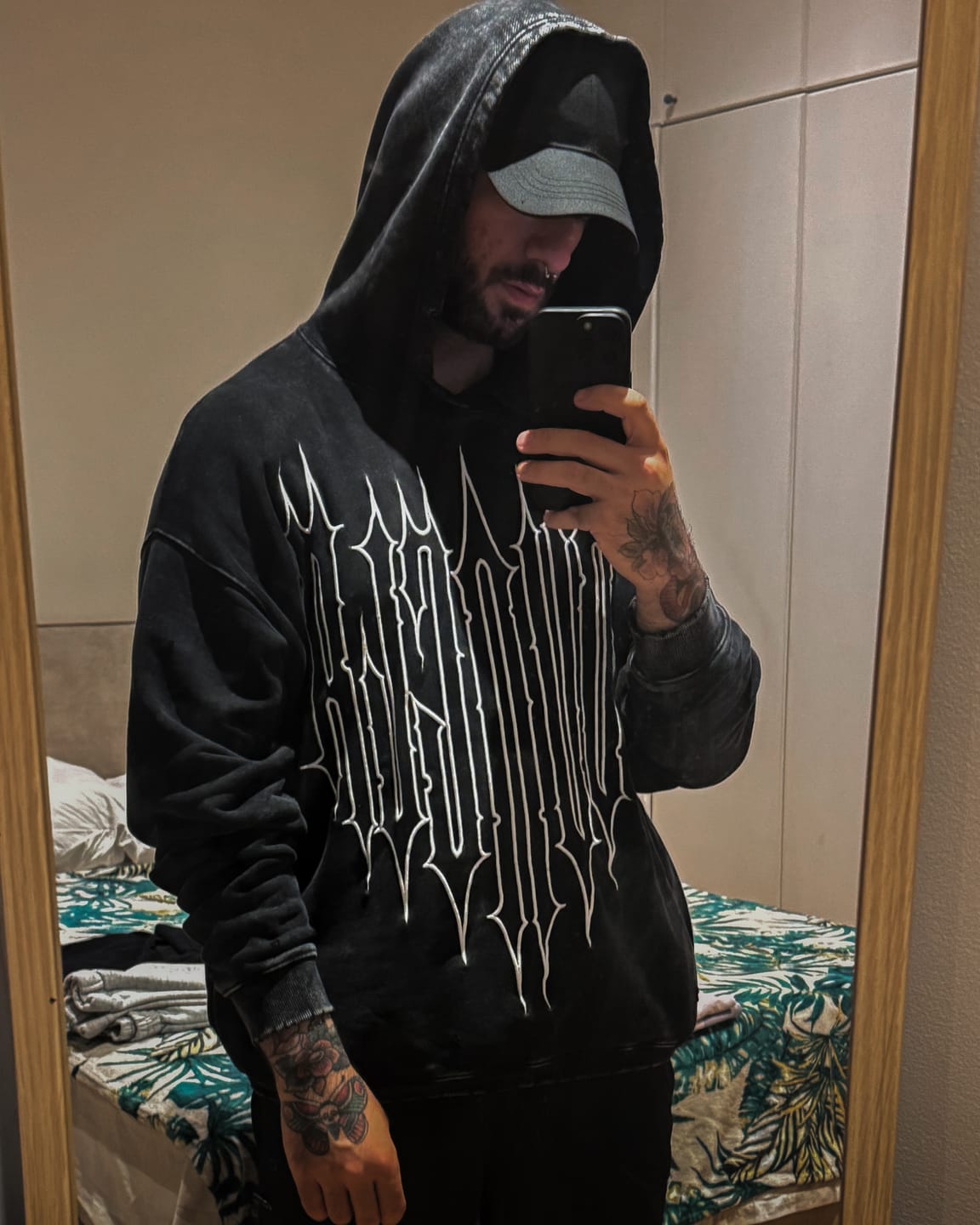 Customer photo review of 5126 - Revenge Hoodies