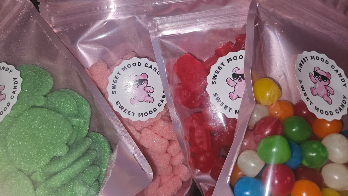 Customer photo review of Just Enough - Sour Green Apples