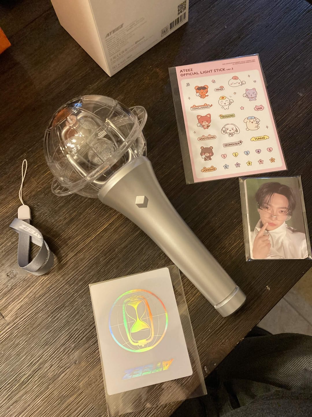 Customer photo review of ATEEZ - OFFICIAL LIGHT STICK VER.3