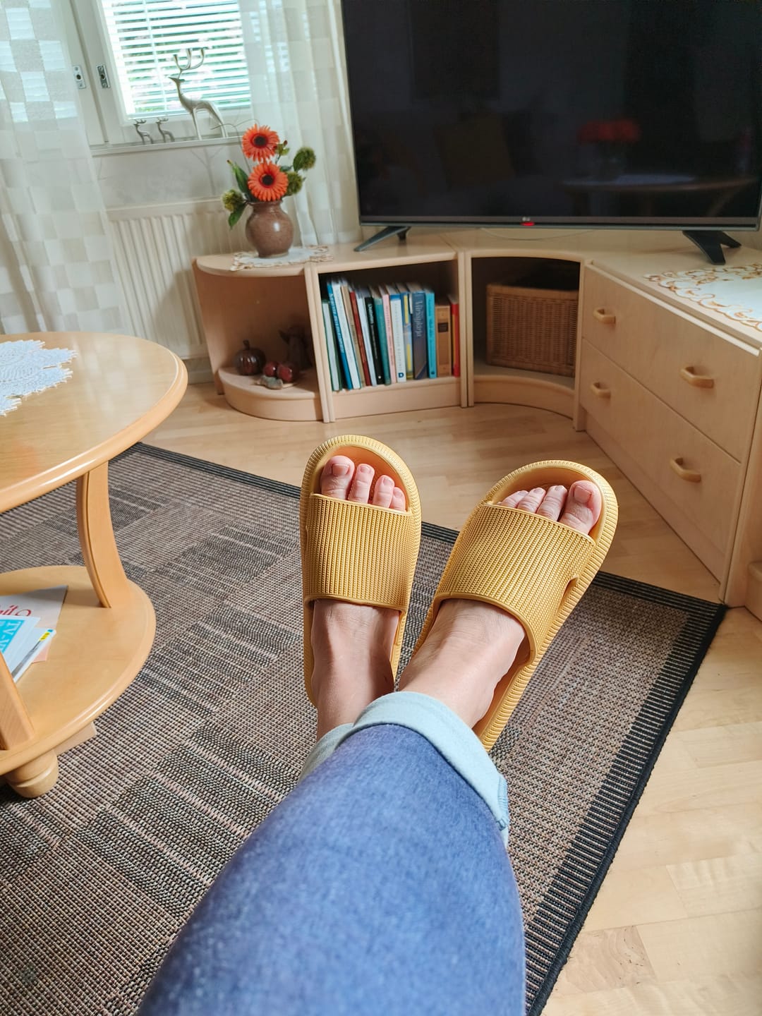 Customer photo review of HappyFlops Original
