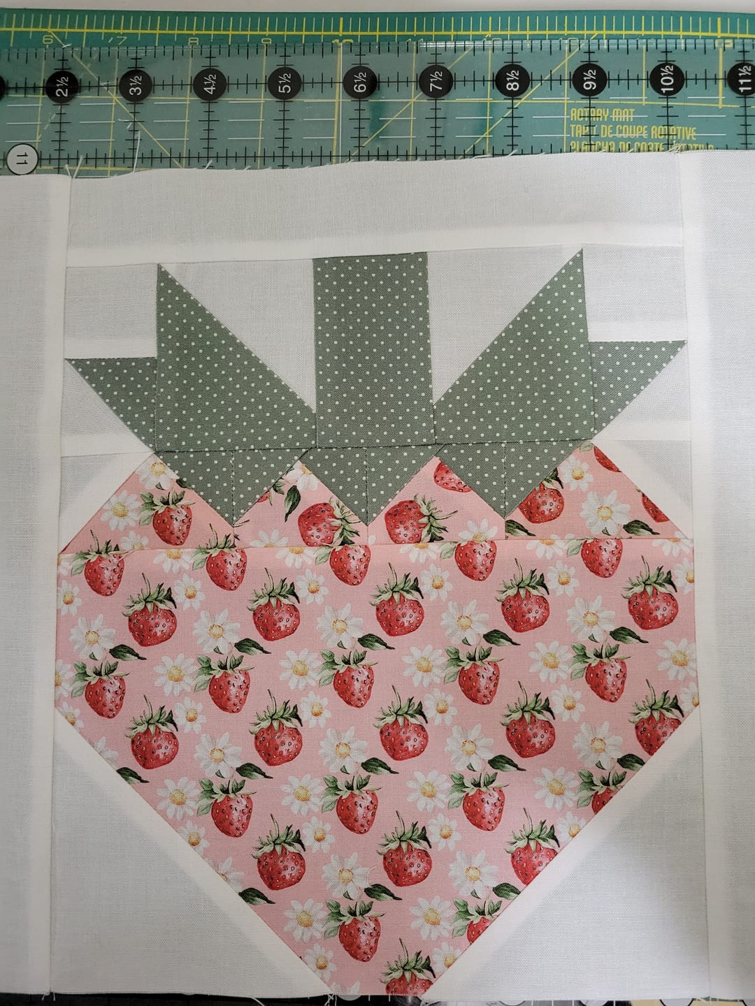 Customer photo review of Strawberry Fields Sew-Ready Precut Quilt Kit