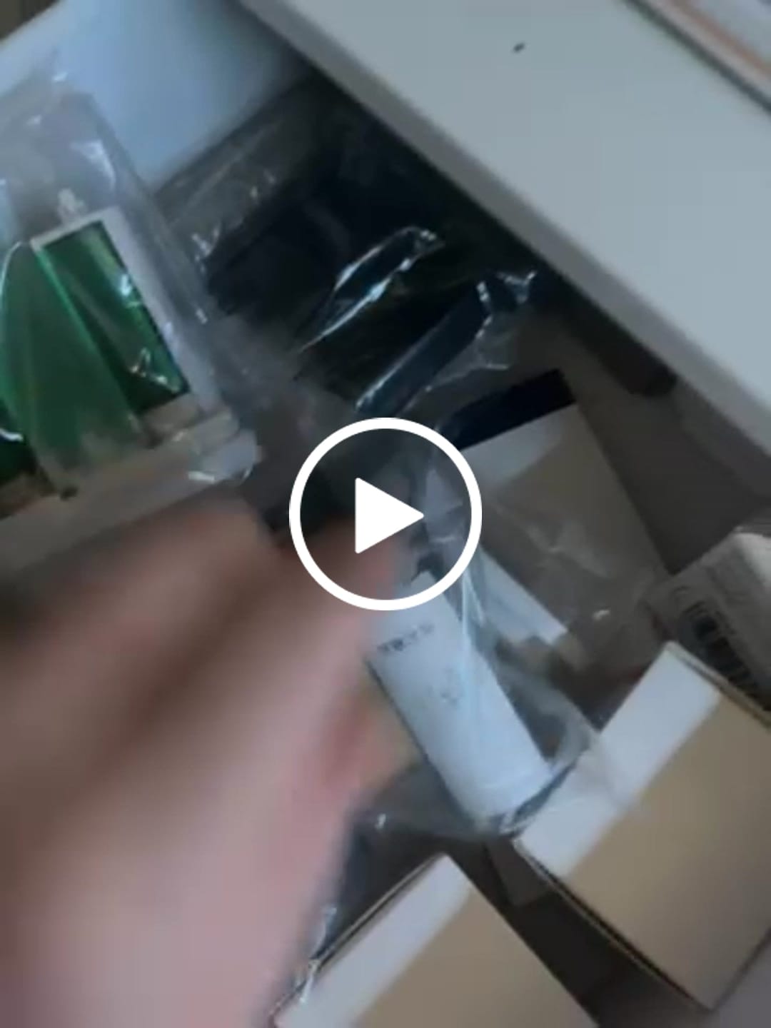 Customer video review of NIIMBOT Compatible M2 Labeling Ribbon, Replacement Refill Tapes