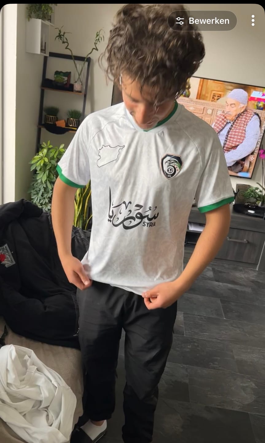 Customer photo review of Syria Jersey - Jasmine White