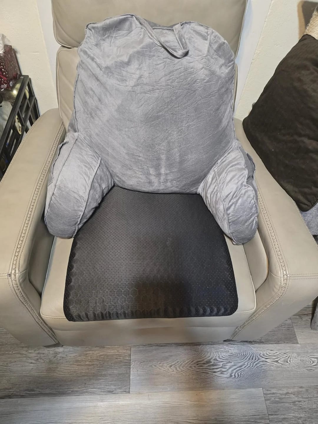Customer photo review of XL Cooling Gel Seat Cushion
