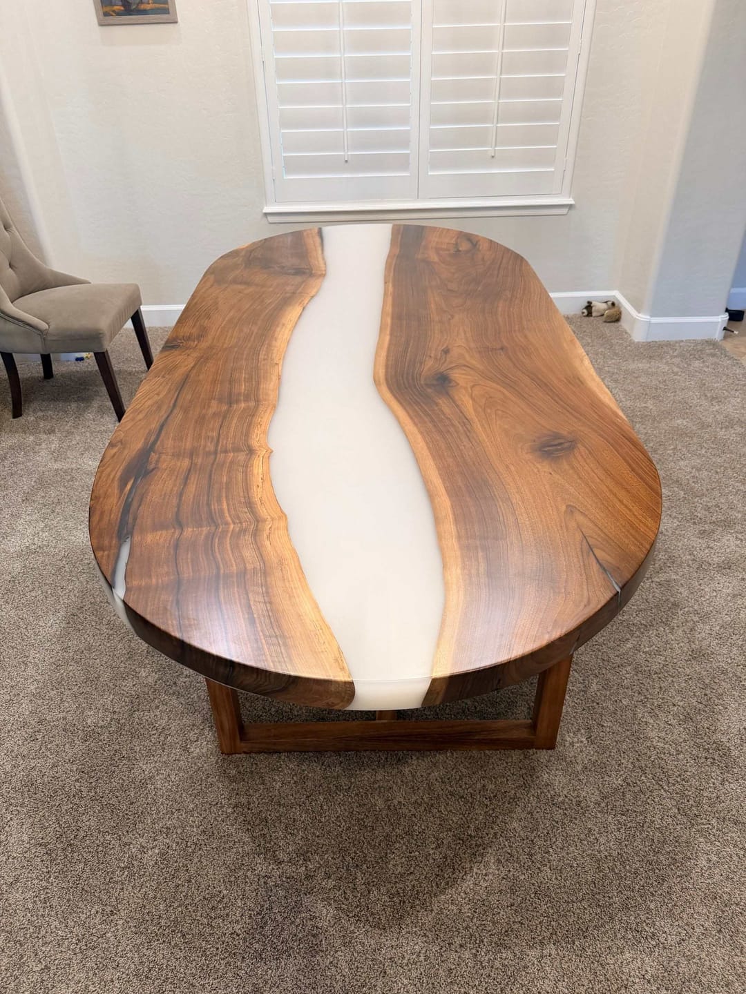 Customer photo review of Oval Walnut Epoxy Dining Table – Stylish Centerpiece for Dining & Living Spaces - P04