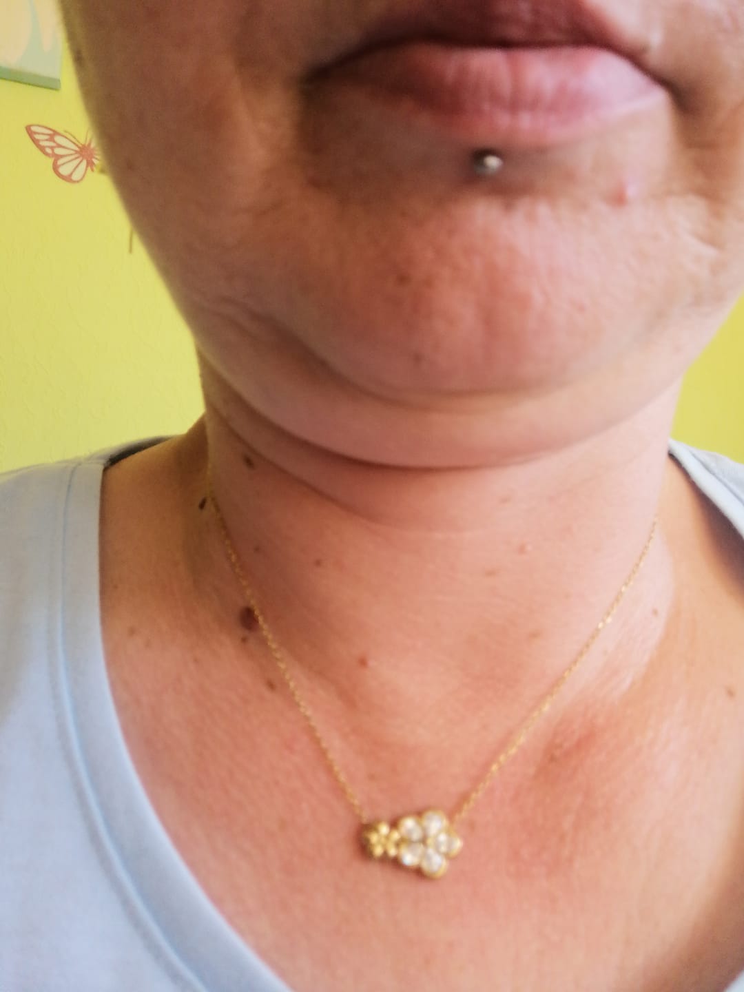 Customer photo review of Charming Spring Flowers Kette 14K Vergoldet
