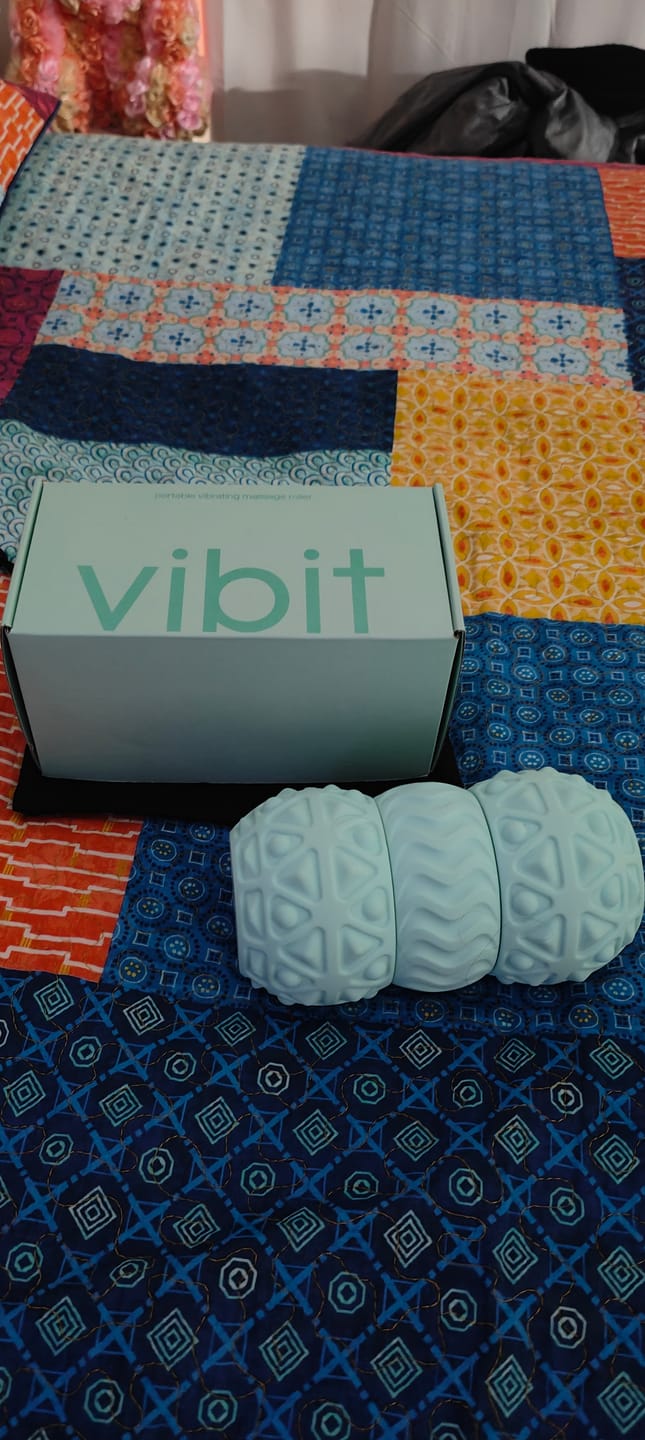 Customer photo review of Vibit ROLL - Portable Vibrating Massage Roller
