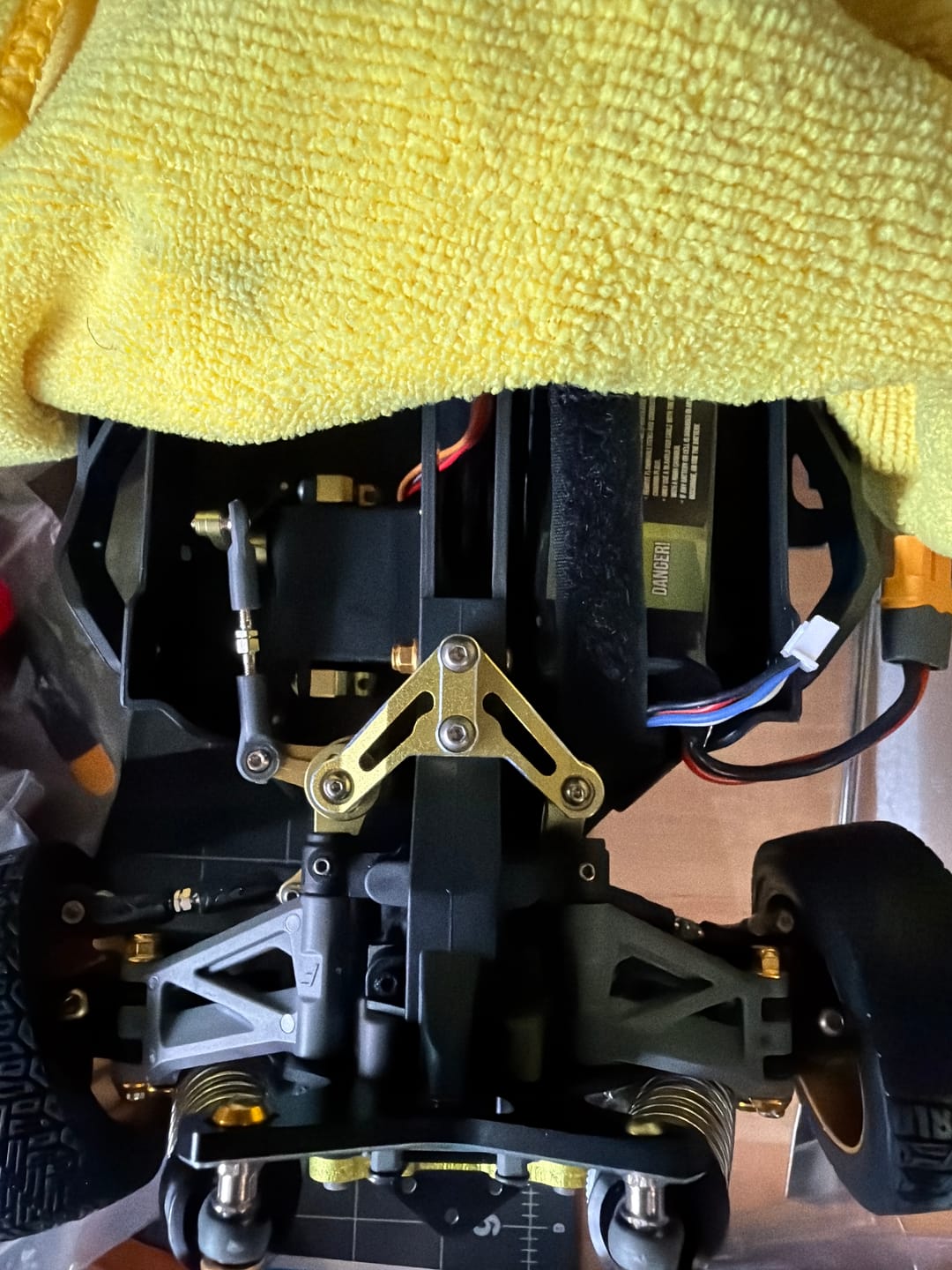 Customer photo review of Aluminum Upper Steering Saver Fixed Part For RZ001 and 1/10 Rally Car