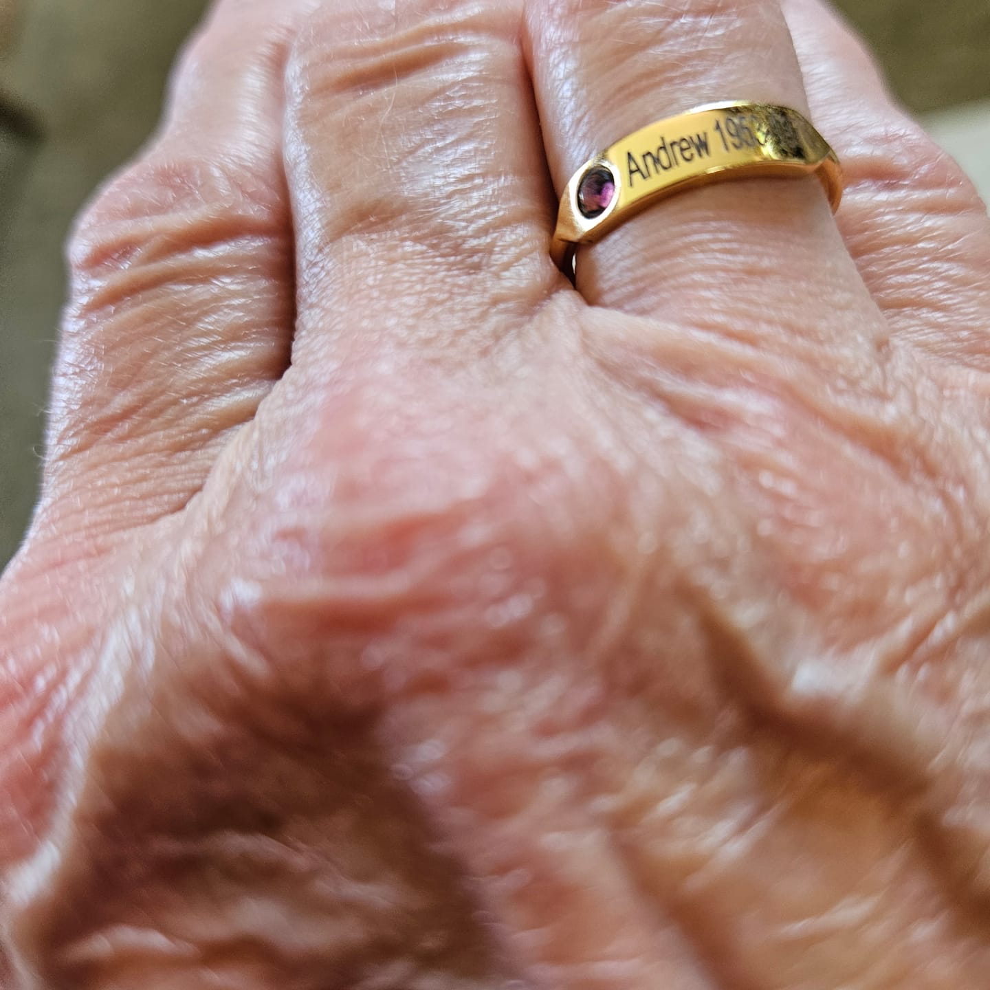 Customer photo review of For Memorial - Personalized Birthstone Name Memorial Ring