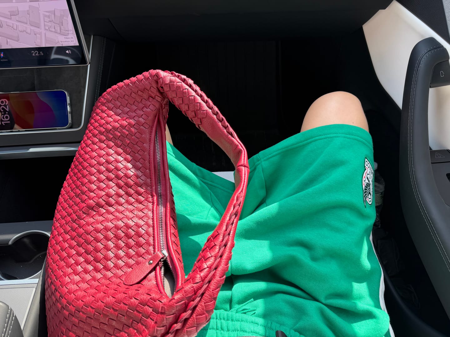 Customer photo review of Woven Bag XL
