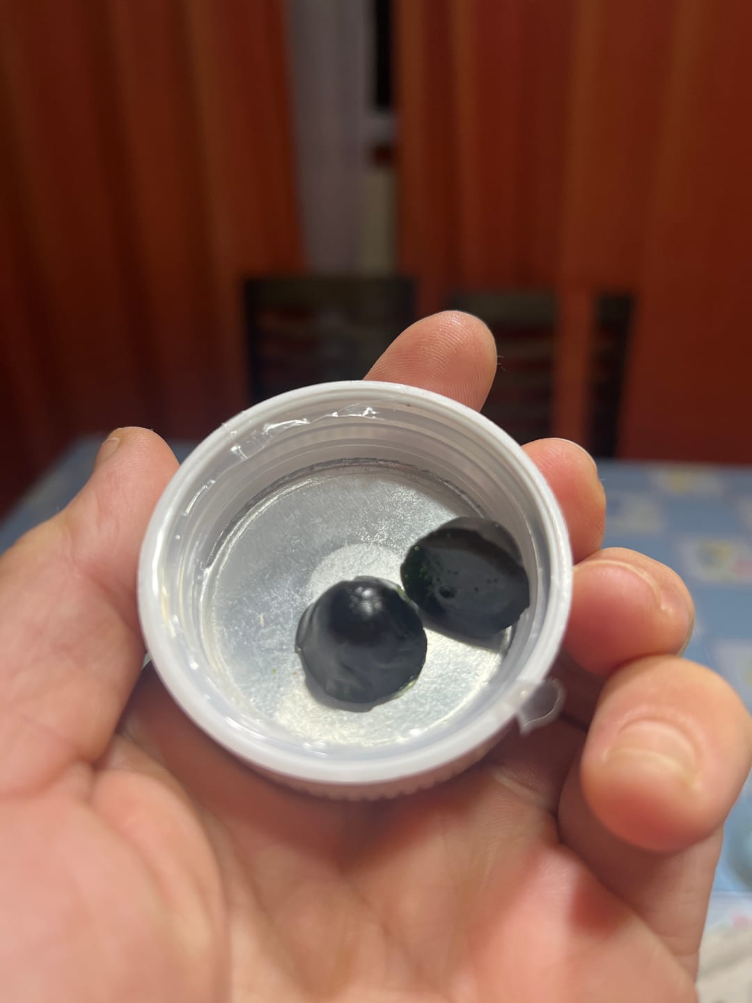 Customer photo review of Gomitas de Vinage de Manzana