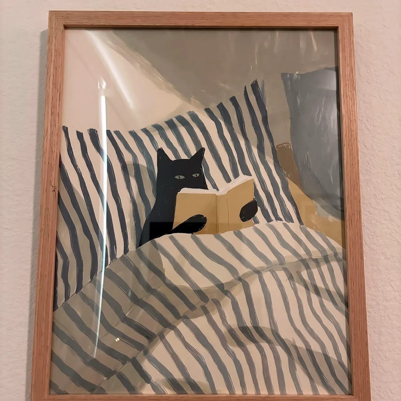 Customer photo review of Black Cat Reading Print