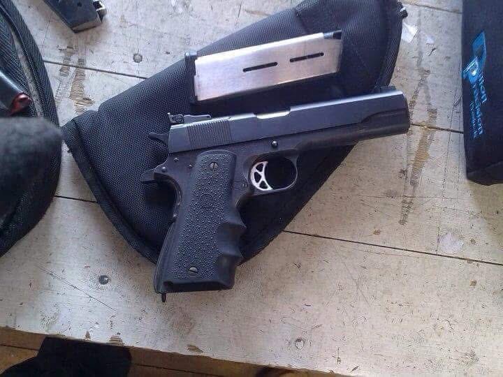 Customer photo review of Varjelus 3x2 AR15-AK placard