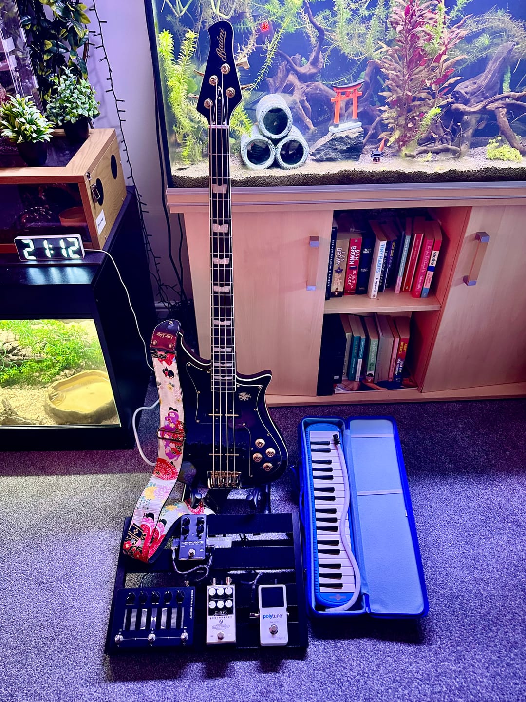 Customer photo review of Nidhogg Bass - Pure Black