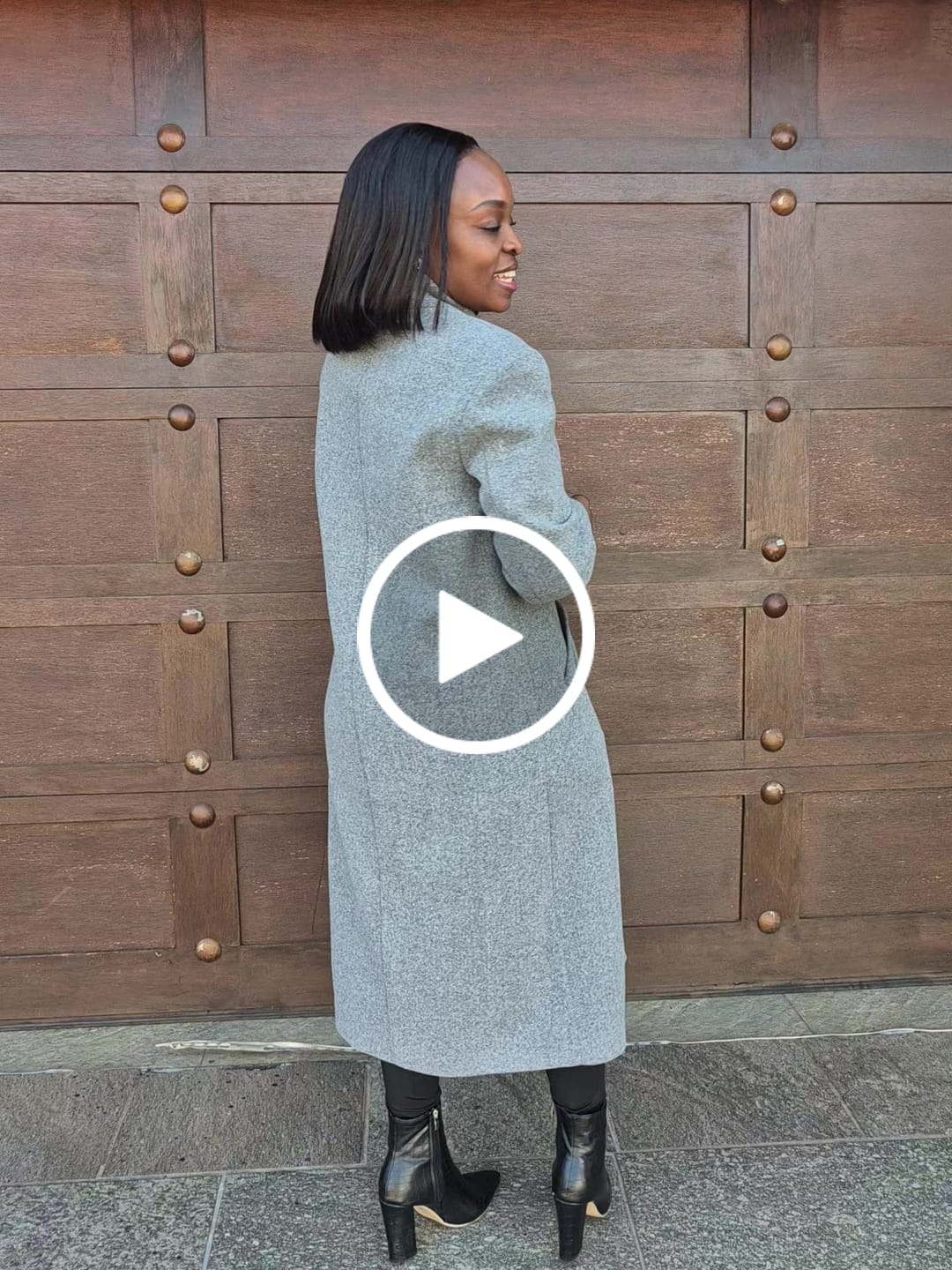 Customer video review of 8-14" Straight Peruvian Bob Wig- 4x4 Lace Closure| Black