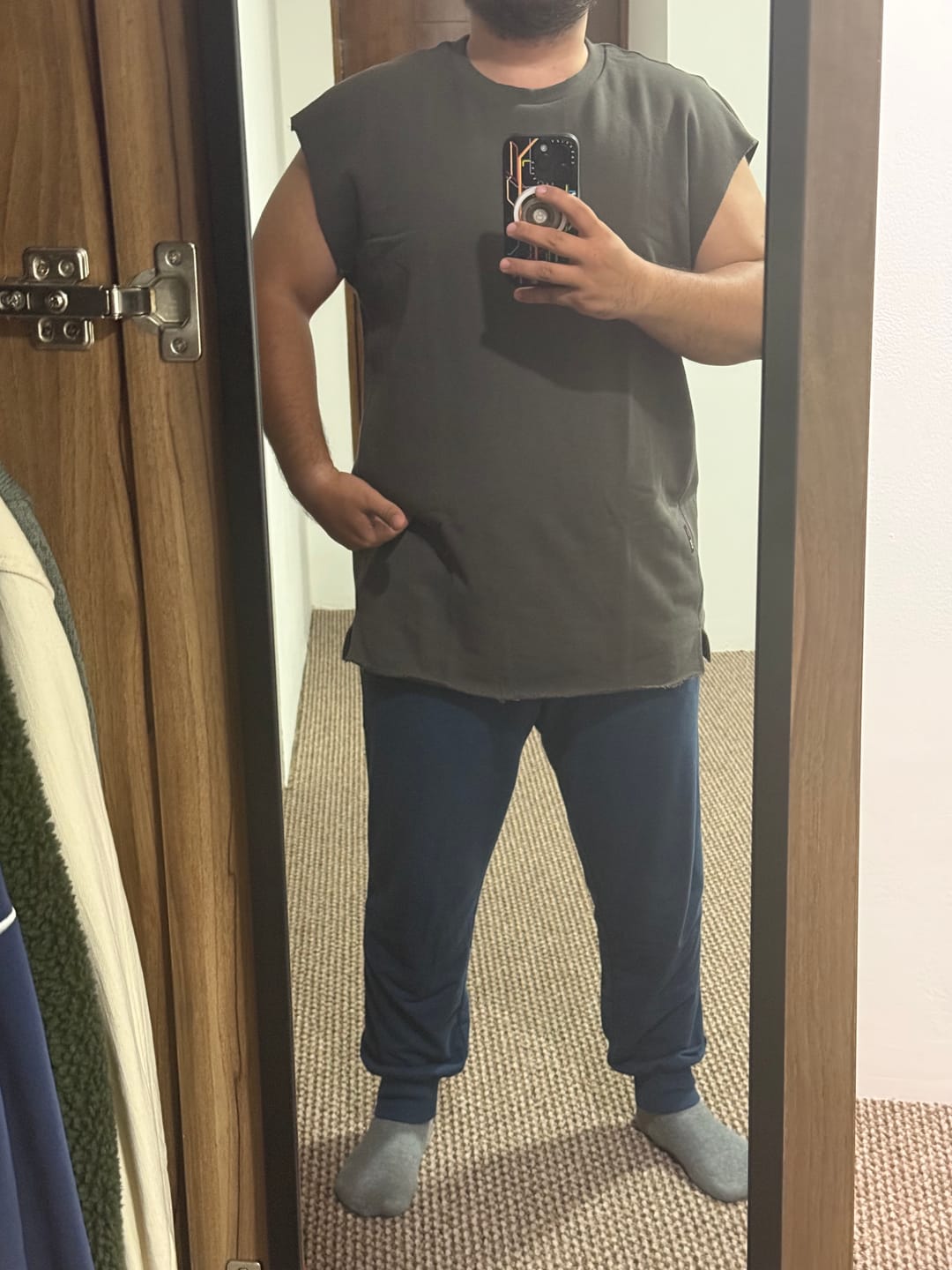 Customer photo review of NeoTerra Muscle CutOff - Dark Green