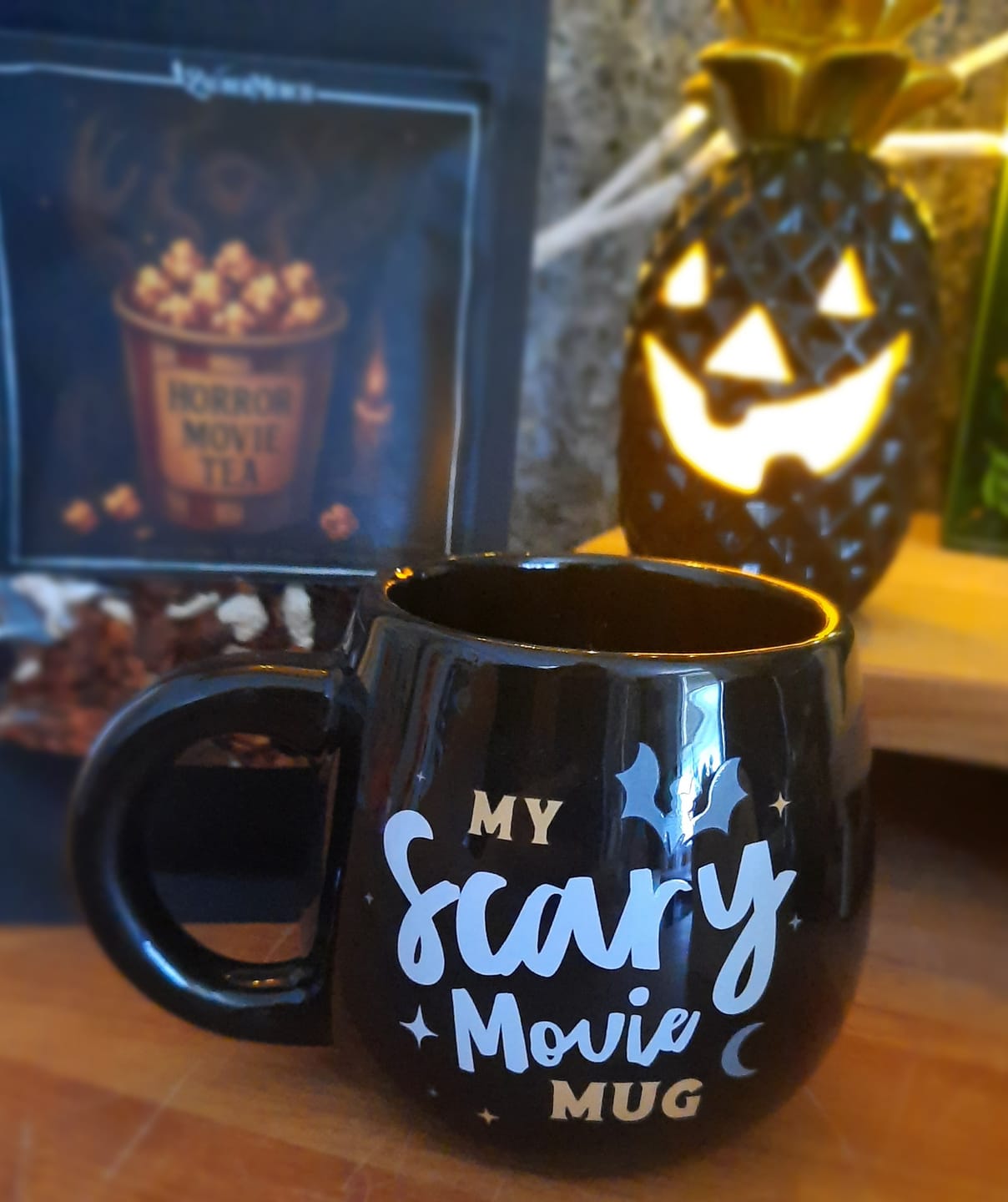 Customer photo review of My Scary Movie XL Tasse – schwarzes Hexen-Design