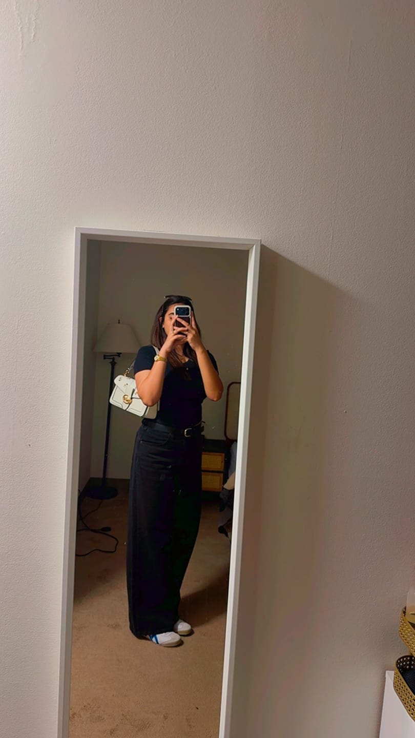 Customer photo review of 466 Tailored Tees