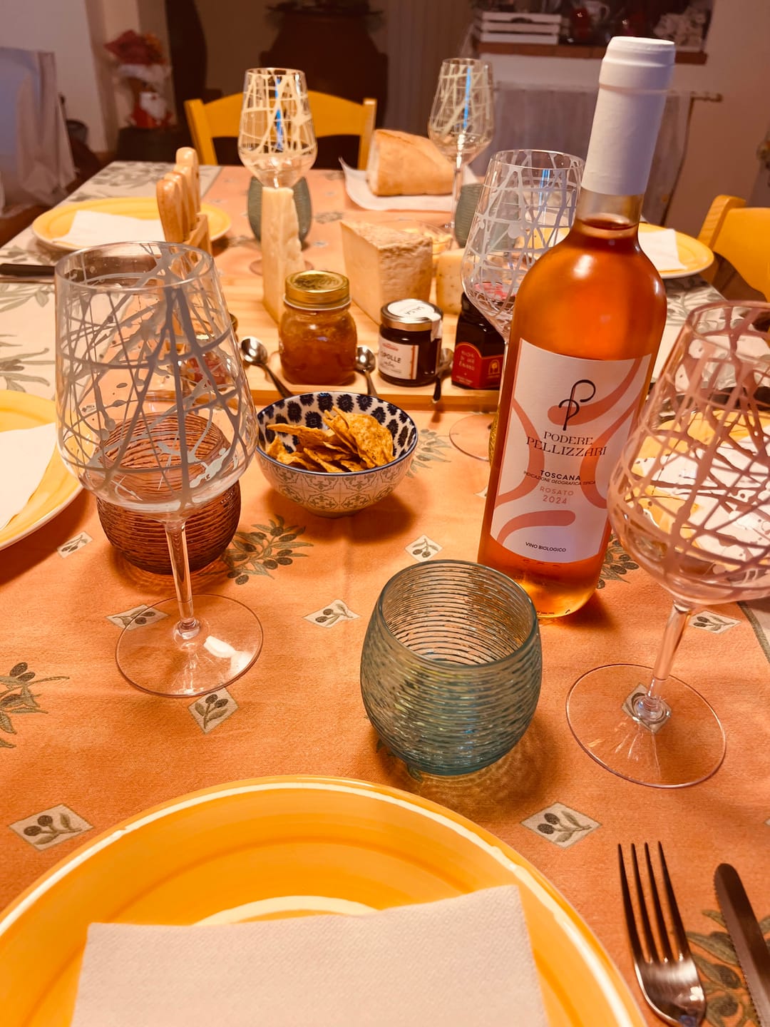 Customer photo review of BOX CALICI IN PLASTICA