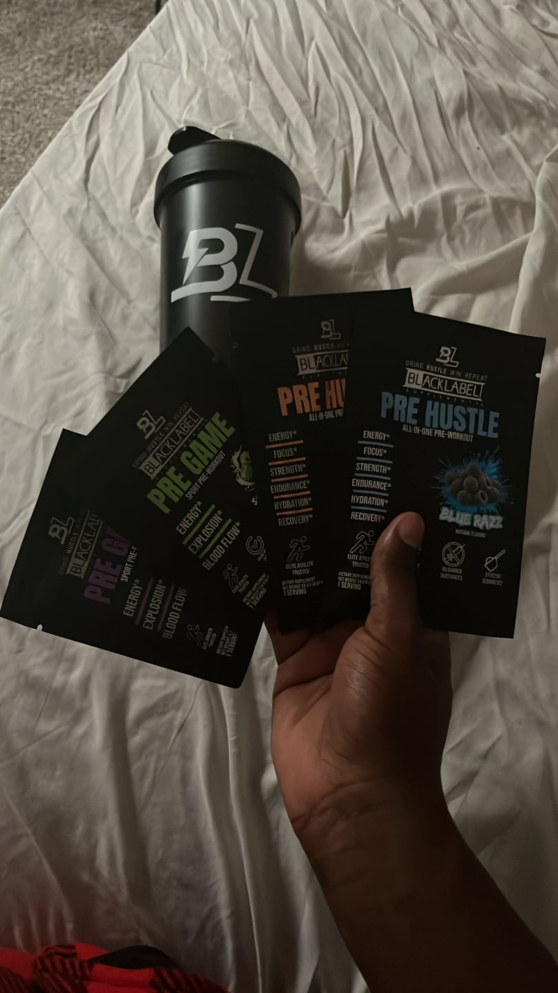 Customer photo review of PRE WORKOUT SAMPLES + SHAKER